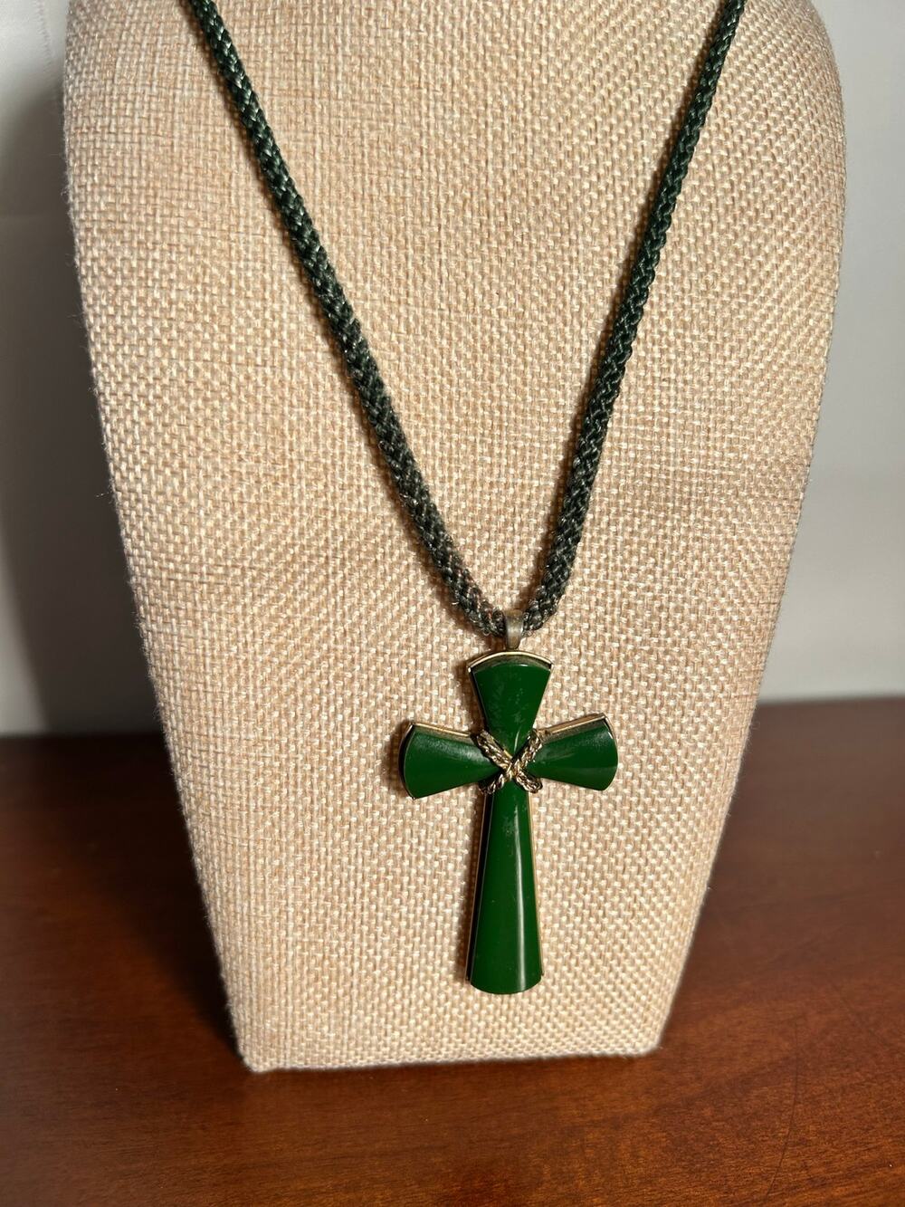Boho Green Resin Cross Pendant Necklace Gold Tone Filigree Accents 30" Cord